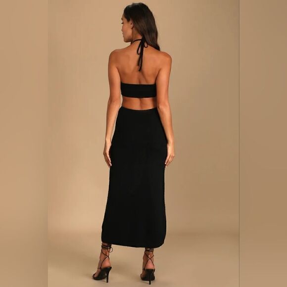 NWT🏷️✨Lulu's Lush for Life Black Cutout Halter Knit Midi Dress Size Medium - Picture 4 of 9